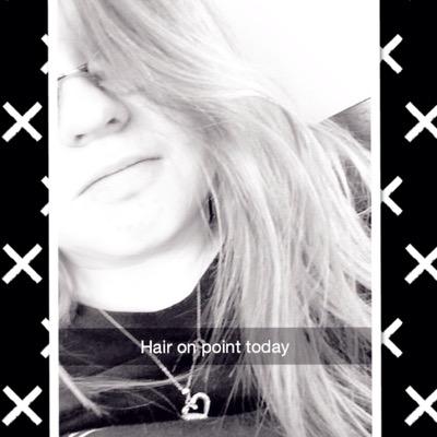 WCHS cheerleaderbeach lifesophomore.️⚽️snapchat-softball_cheer