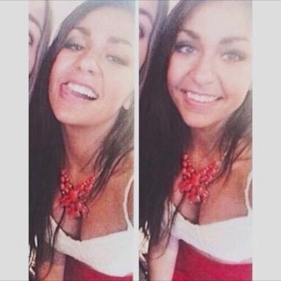 ♡ just hide the pain with a smile, it always works ♡