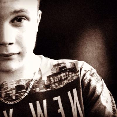 ronanmcinroy1's profile picture. 