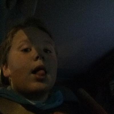 im a youtube ask me questions and i will answer on a q and a video
