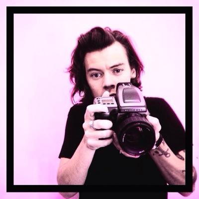 FOLLOW @LiamFtPayno_ SHE JUST GAVE YOU A FREE FOLLOW AND SHE'LL FOLLOW BACK!