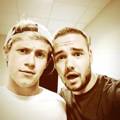 You've just received a free follow from @fucklou it would be awesome if you'd follow me there :) thanks