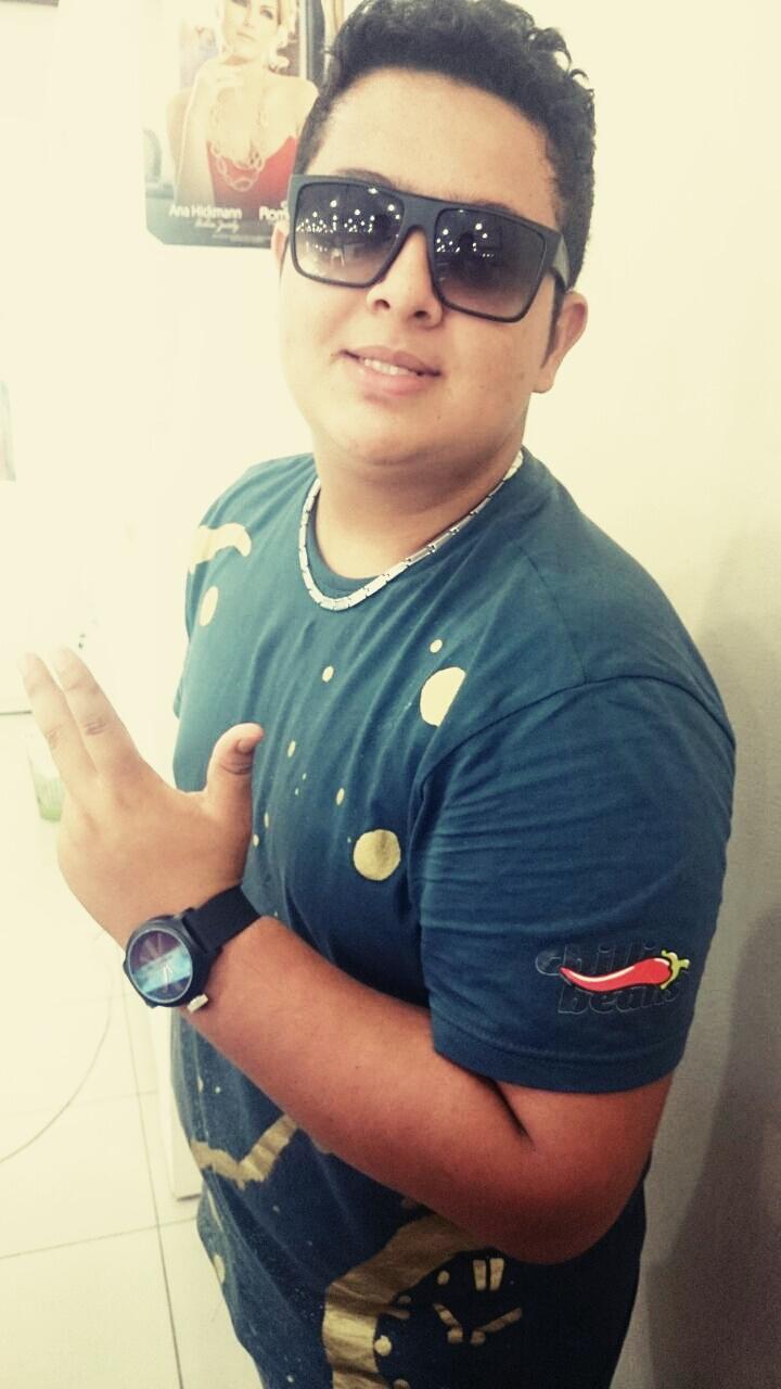 Sou apenas um rapaz latino americano