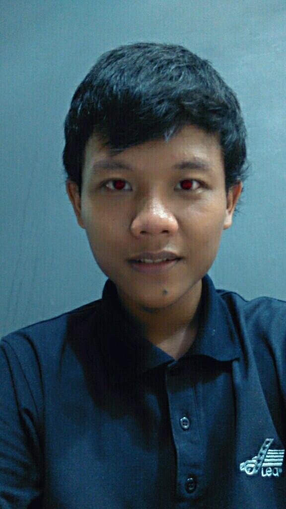 Damn! I L♥ve Suroboyo Cuk! |   Calm Coyy I'm Still Be Futsal Goalie :D