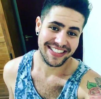 melhor trio com o melhor ídolo LEANDRO SEGUIU DIA 15/01/2015 03:05❤️