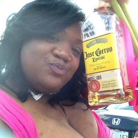 Tequila drinking God fearing Creatively Dysfunctional Southern Belle with the tongue of a sailor #BlackGirlsWhoBlog #CreativelyDysfunctional