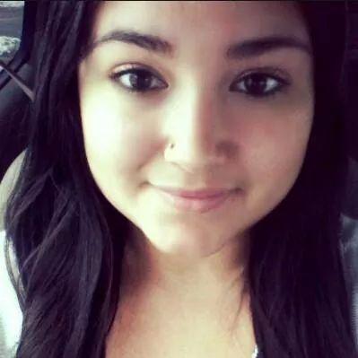 Moniquelineaa's profile picture. 