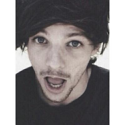 Hey babe, can you please rt this? https://t.co/0LEuMLtWX3 • and follow me @gangsterhxran