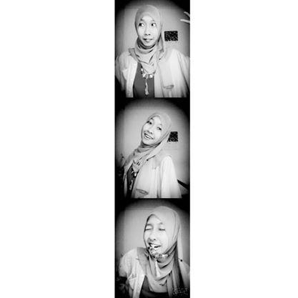Tak perlu menunggu ucapan ♡ darimu, perhatian mu dan senyum mu sudah cukup membuat ku tau \⁽ˊ◊ˋ⁾/ ♡ζ
| LIVE IN KUDUS CITY | I’M LOVED VIERRATALE |