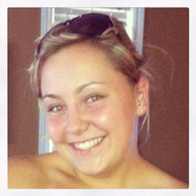 mhickmanxo's profile picture. Life is a journey not a destination so shoot for the moon, even if you miss you will land among the stars*..