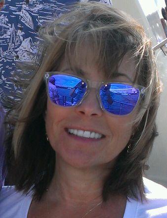 mitziruff's profile picture. ALICE: This is impossible. 
          MADHATTER : Only if u think it is! 

            BEING HAPPY IS A HABIT, BEING UNHAPPY IS A HABIT, THE CHOICE IS OURS