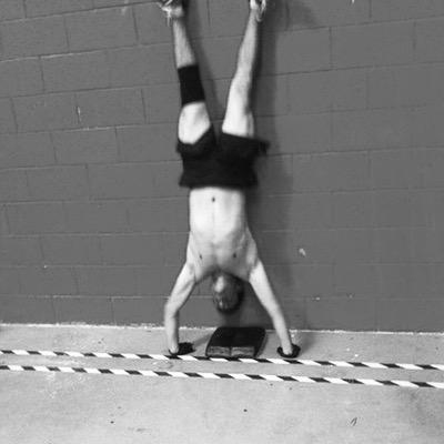 Victorhloz's profile picture. El sacrificio de hoy, es el exito del mañana