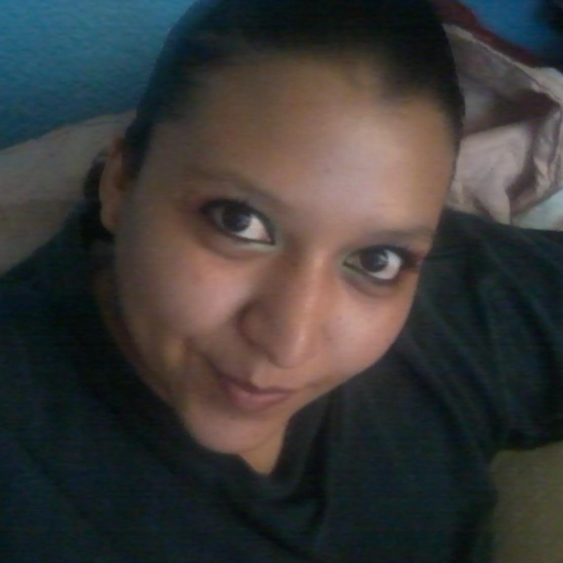 LauraMe75651414's profile picture. 