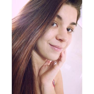21. Aqui jaz o cadáver do meu ego.