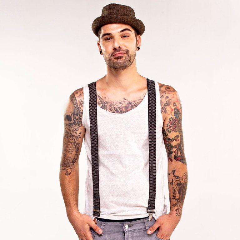 Sailor in training, collector of fine tattoo art, rock & roll enthusiast, burger & beer inspector.