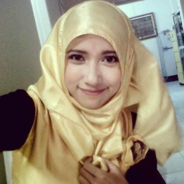 ●Allah yang melindungiku,
Abah & Umi yang mendoakan ku●Teater●Music●Dangdut is my country Нɑɑ ̮ нɑɑiiyyy