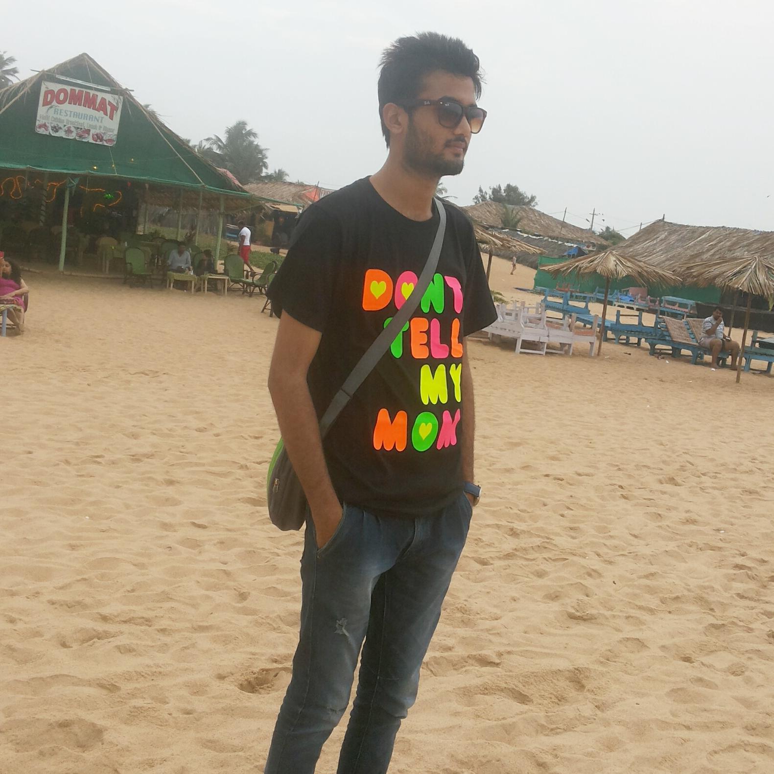 searching a lover girl on twitter................