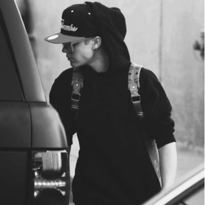 Justin if you see this please follow me.
