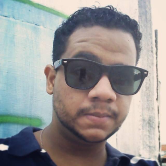 Estudante de Sistemas de Informação na PUC-Campinas. Apaixonado por tecnologia e empreendedorismo.