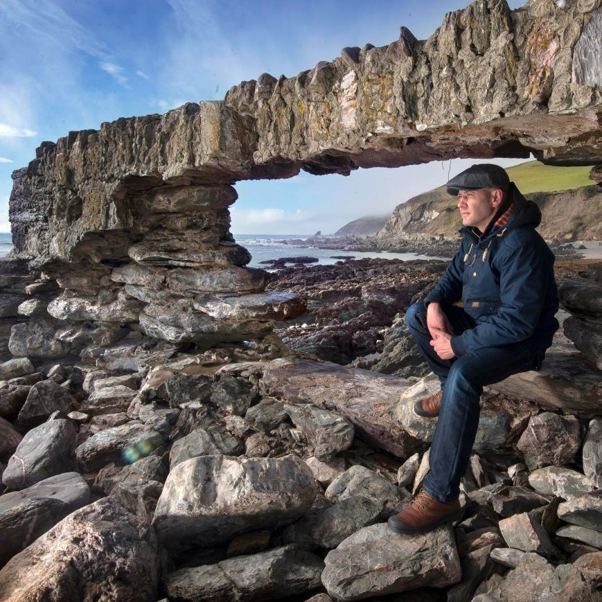 I'm the print production editor at the Cornish Guardian. An arch headline bodger, I work in a glorified shed in my garden in SE Cornwall. Views my own etc
