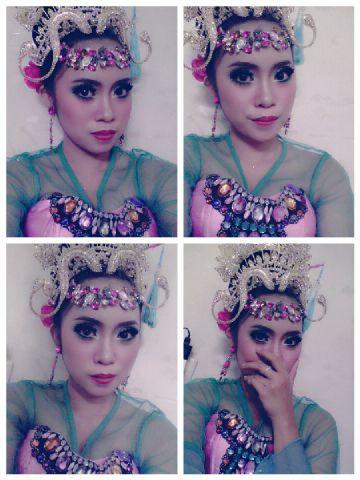Universitas Pendidikan Indonesia (Pendidikan.Seni tari '12) | line : delikaaul | http://t.co/oElRiVWbPb | I'm FREE
