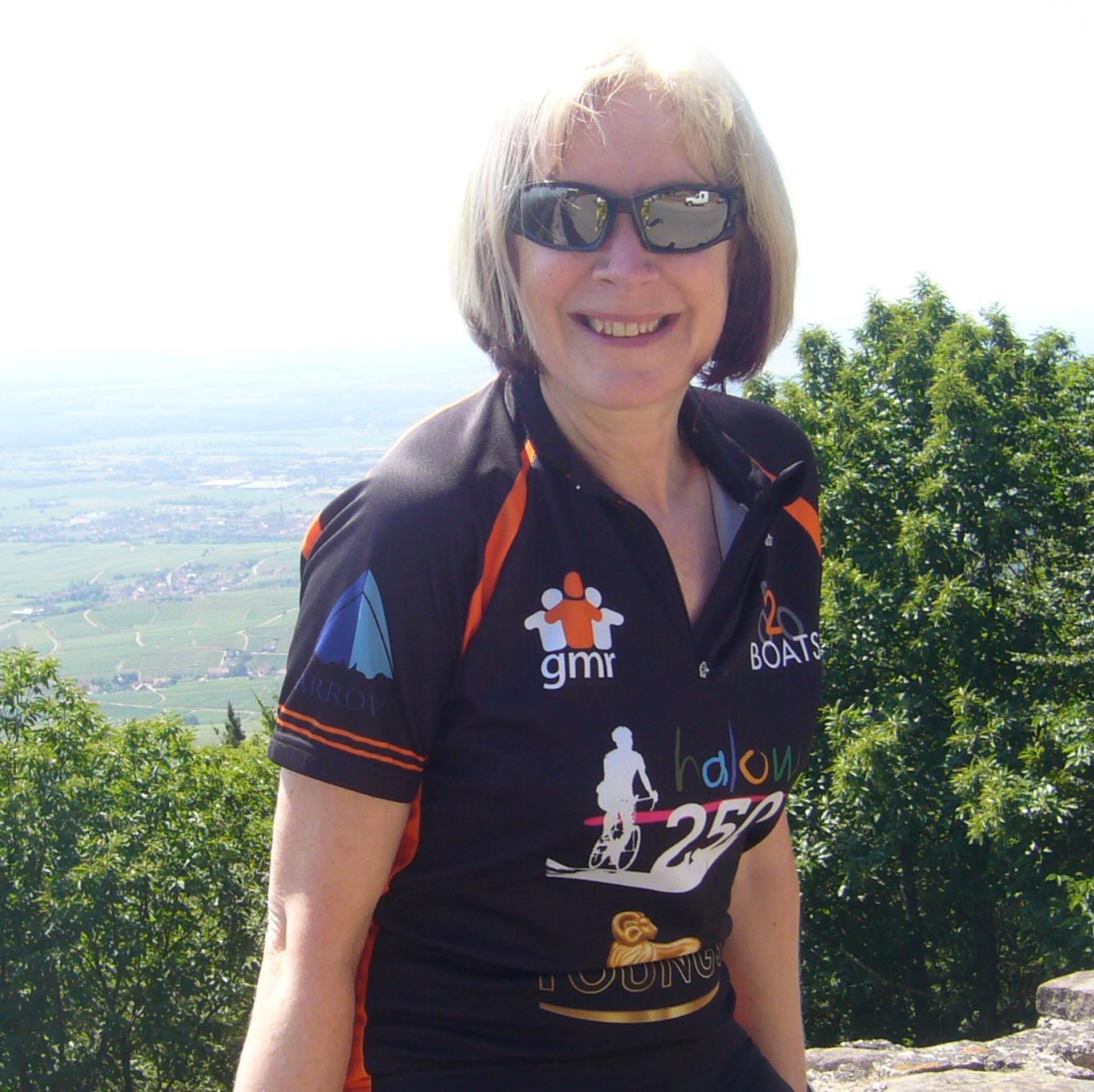 Cycling globetrotter | loves St Ives, Cornwall | getting into yoga | fan of clouds & trees