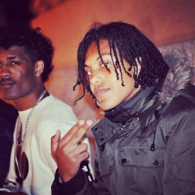 Footballer/Artist/Motivated Not a dreamchaser ima dreamgetter Insta: @motivated_dre http://t.co/rMo2yzDmL0