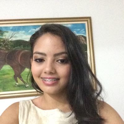 tudo que um sonho precisa para começar é um sonhador. Dentro de si tem a força, a paciência e a paixão necessária para chegar ao topo e mudar o mundo.