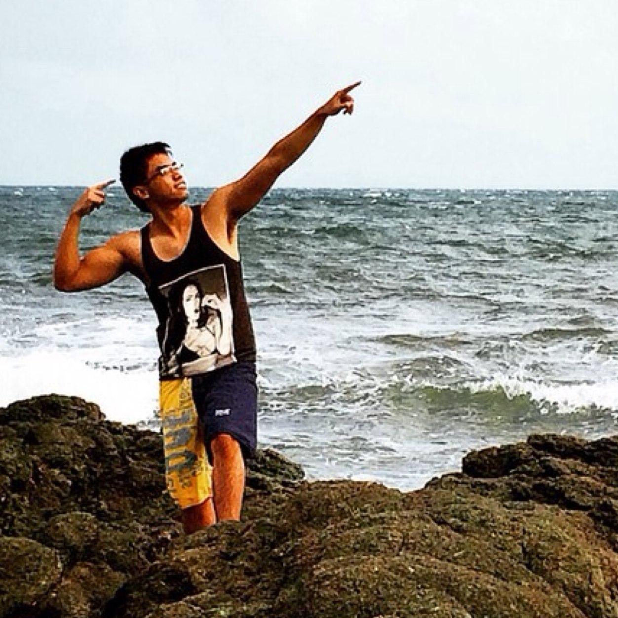 brother of @vanjocuenca instagram:brandoncuenca