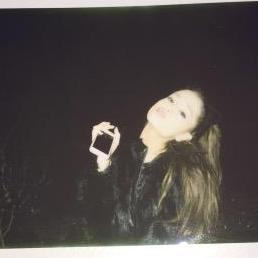 I want ariana grande times to munich concert comes to a ; (!!