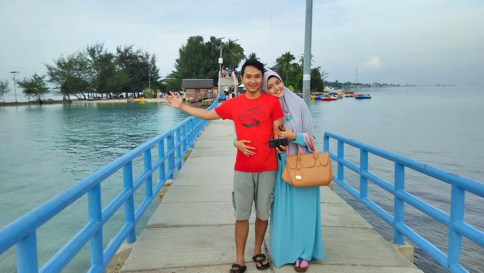 @galih_reza's wife | a life-learner | an English teacher | wanna be a full-time mom n mom-preneur | trying to do anything due to Alloh