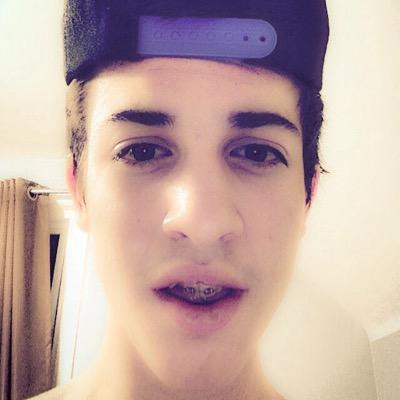 micahjosh4's profile picture. 