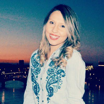 JennyferFelicio's profile picture. 21 anos recém completados, reside em Fortaleza-CE, sonha em viajar pelo mundo, conhecer várias culturas e pessoas diferentes (...)