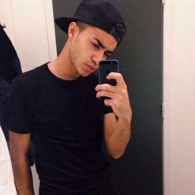 fais pas semblant, je sais qu'tu suces.
