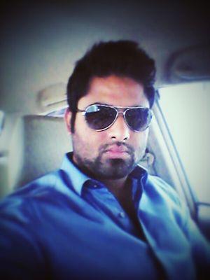 b885570df78f476's profile picture. 