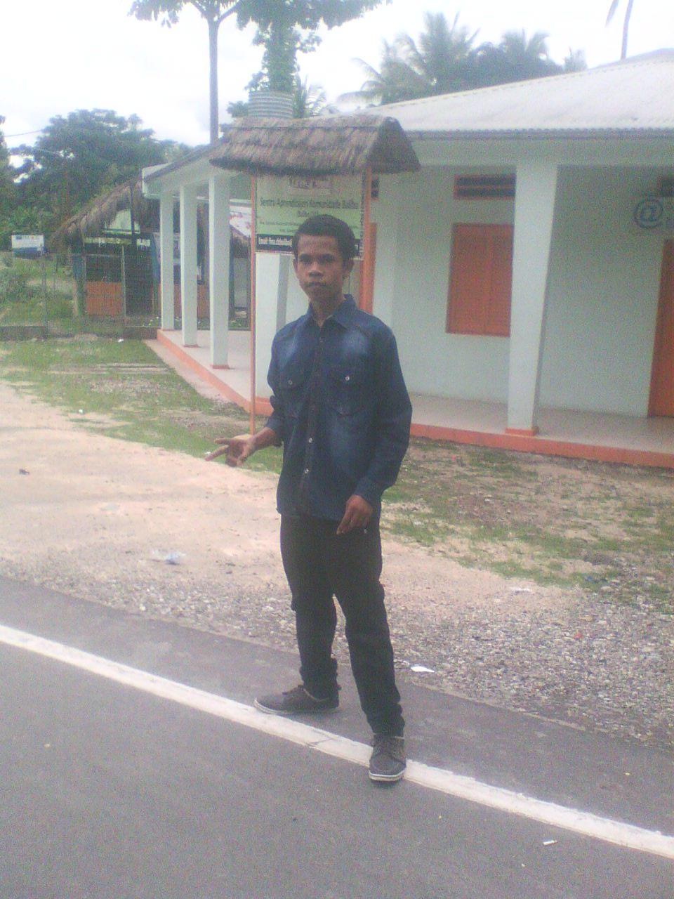 Simlpe & Respect

http://t.co/nBu7UQRnwe D'Silva Gama