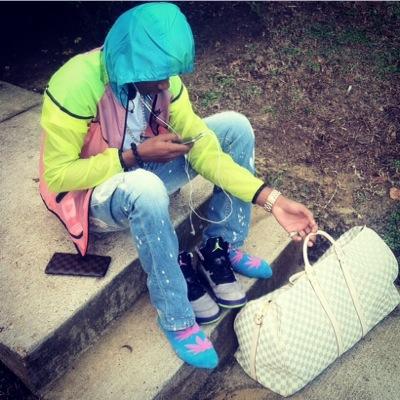 Recording Artist #IOU #ItsOnlyUs illi ill look at my wrist on the way! #HoodRich Quality Music #HRN #HoodRichNigga @caliboy.kush2864@gmail.com Got Beats?