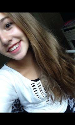 dancee.