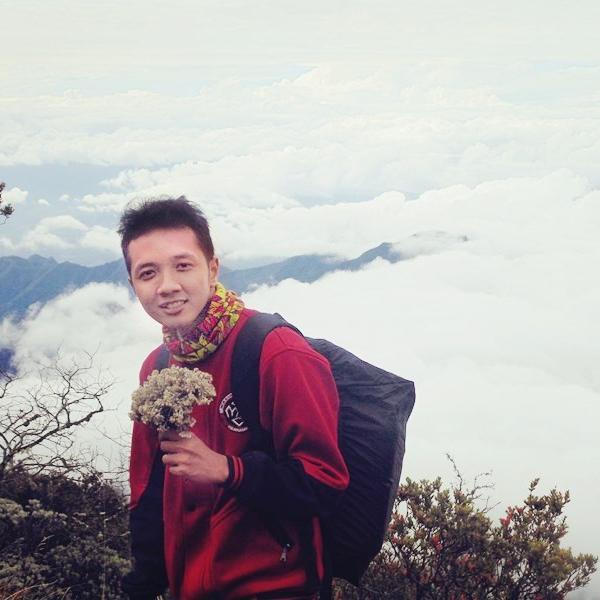 RNDKaYoU's profile picture. I am a simple person and 
  I am also not perfect | friendly | follback just mention 
  before SIMPLE !!!!!
  
  PIN : 32FD6A58