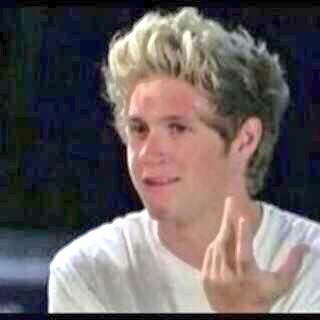 TrulyyNiall_93's profile picture. Free follow from @Stylesloky
follow her back bc she gave you a free follow .Dont follow this account btw