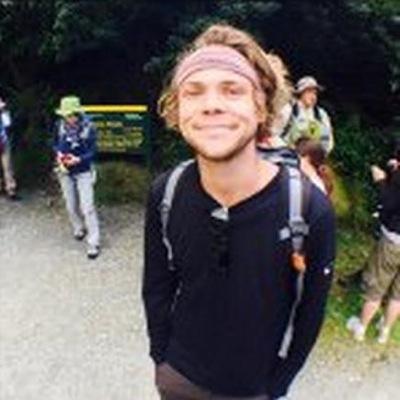chipmunk_ashton Profile Picture