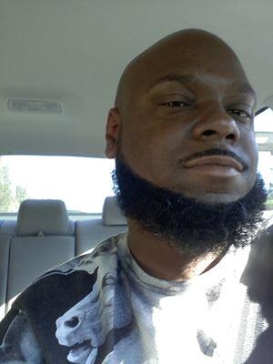 ucntcdznutz's profile picture. 