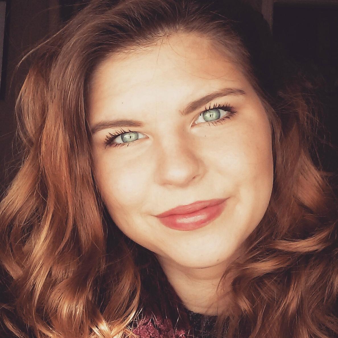 DearestCait92's profile picture. I'm Cait. I'm human. The rest is bound to change.