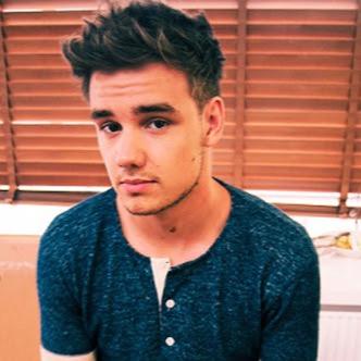 falei que eu era directioner e me olharam com cara de tristeza.. nao entendi