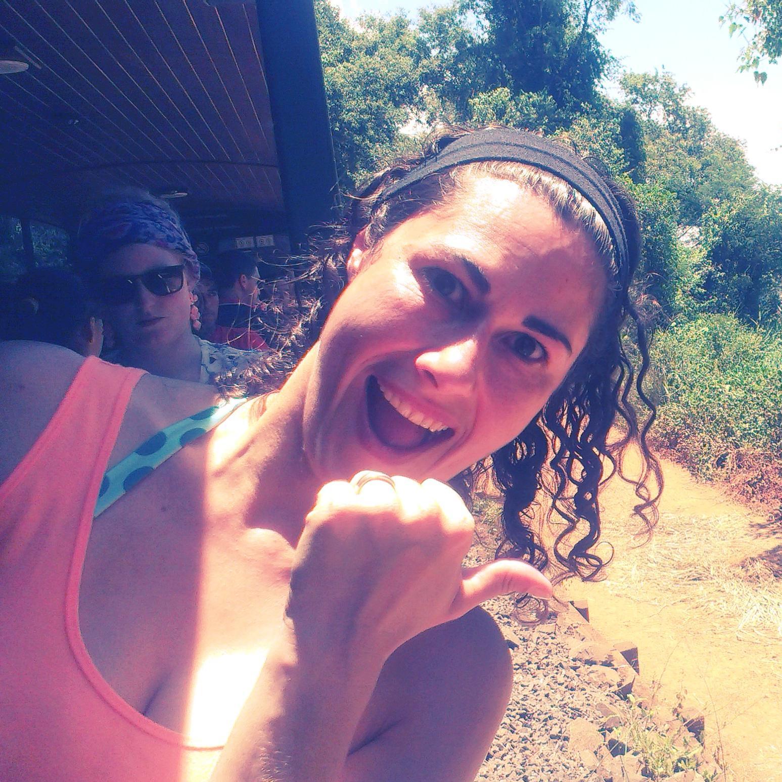 re2807's profile picture. Somos casualidad llena de intención...