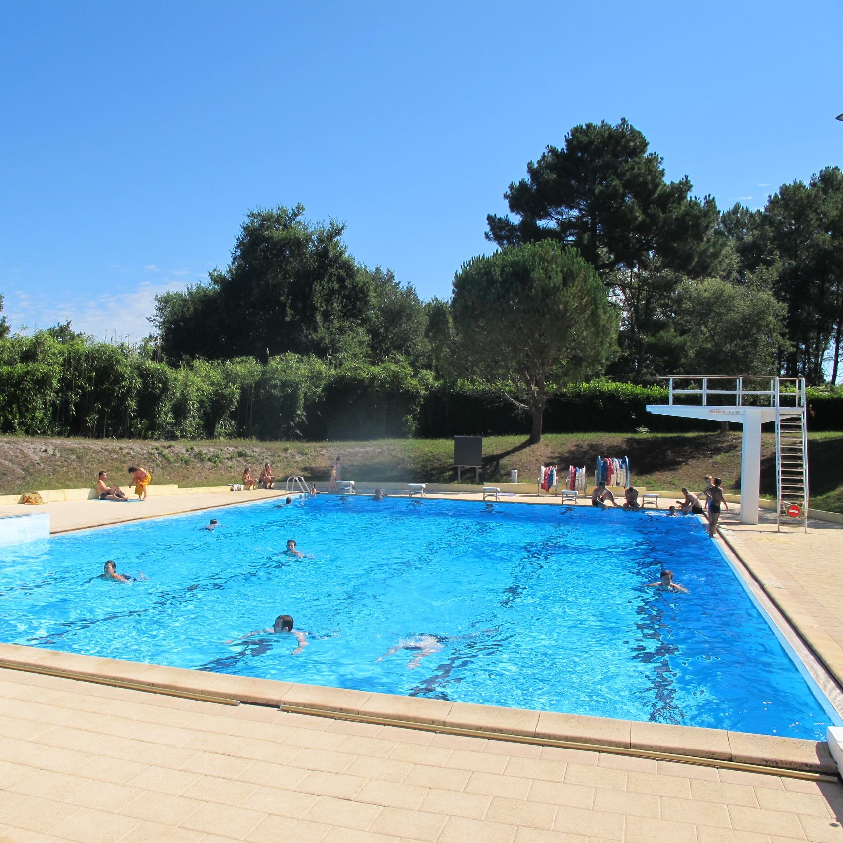 AmisPiscineSore's profile picture. Association pour défendre le maintien, la rénovation et la promotion de la Piscine de Sore. Sauvons la Piscine!!!