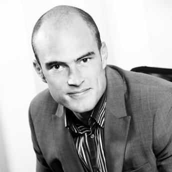 Phil helps businesses grow at 1UP Digital Marketing, fathers hard, reads about #automation and #AI