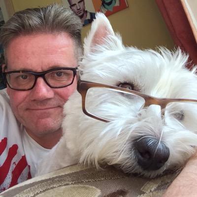 Artist, Arsenal Supporter, Bookworm & Dodgy Music Lover