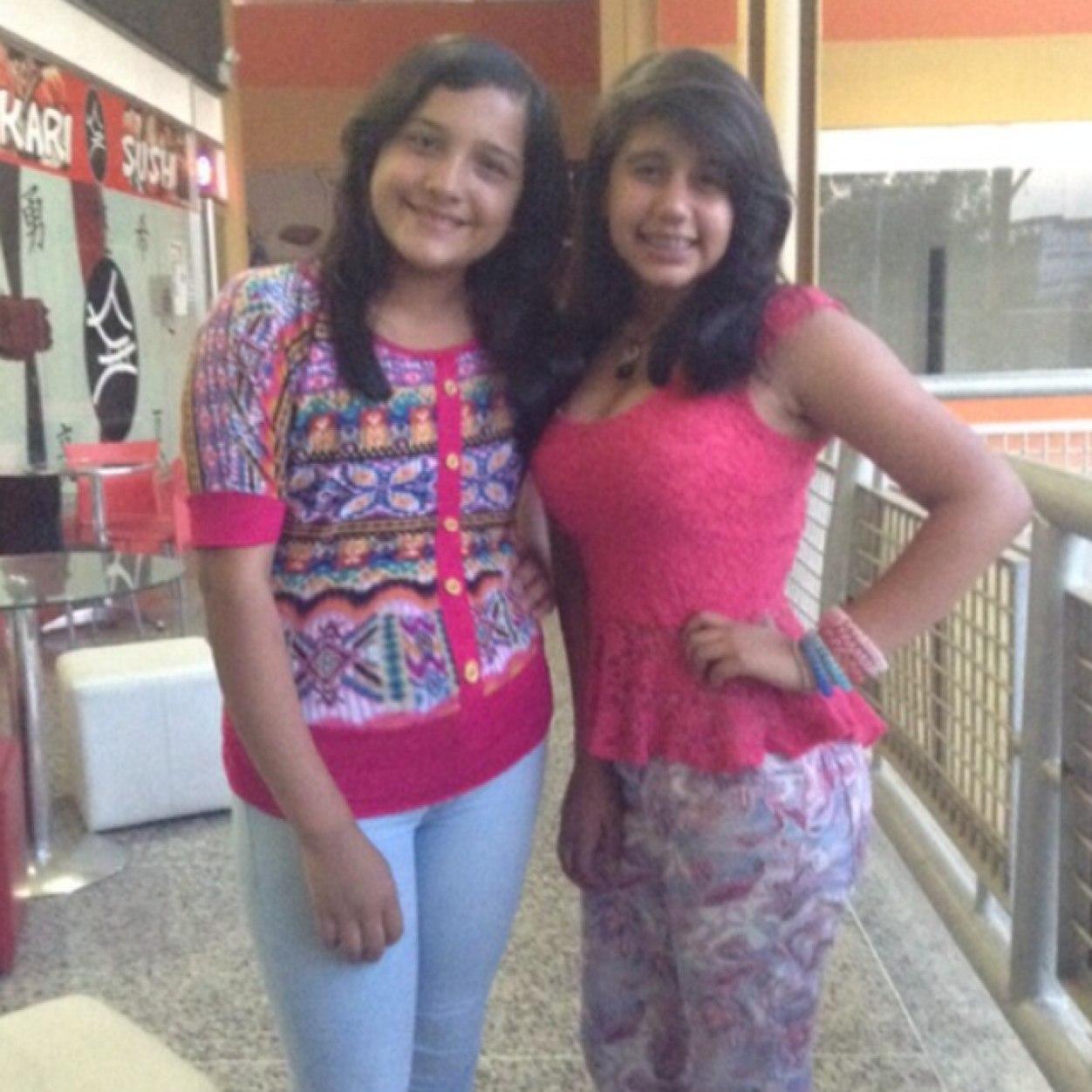 Youtuber :3 Moonwalker,Belieber,OtakuGamer,Selenator,Rusher,Criaturita Del Señor,Arianator,Angel,Dreamer,Skrillera,Etc... ;)