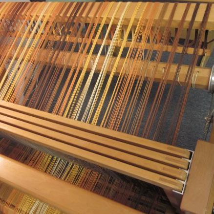 HexGoldloom's profile picture. Person, breaths air, she/her.